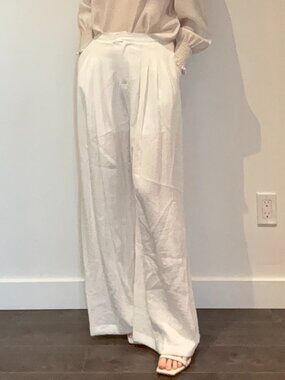 ✨ Pleated Wide-Leg Pants (White & Black) — Minimalist, Flowy & Chic ✨
